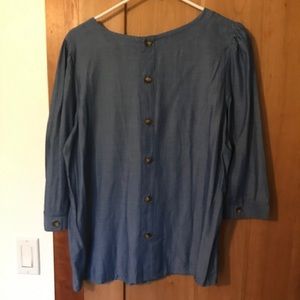NWOT new chambray button detail shirt medium three quarter sleeve